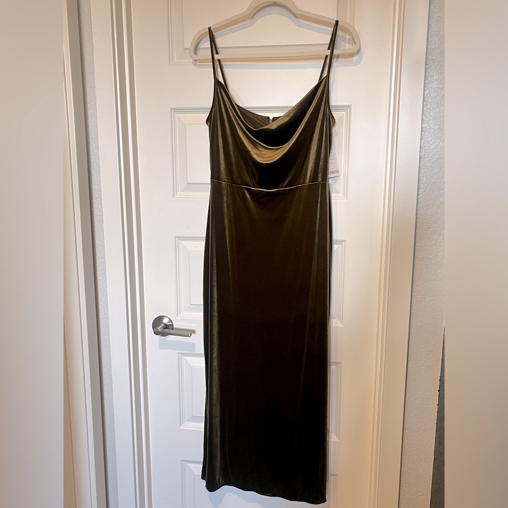 Just Taylor Dress